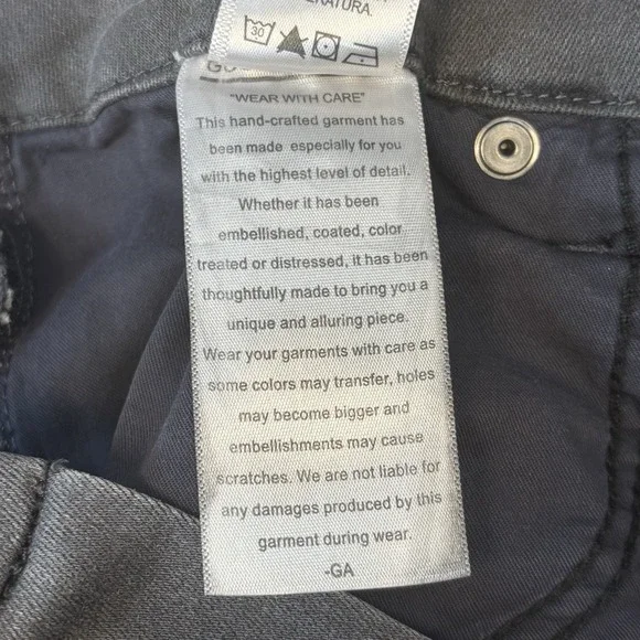 Good American Jeans Womens 6/28 Grayish Black Good Legs Raw Hem Stretch Crop - Picture 8 of 10